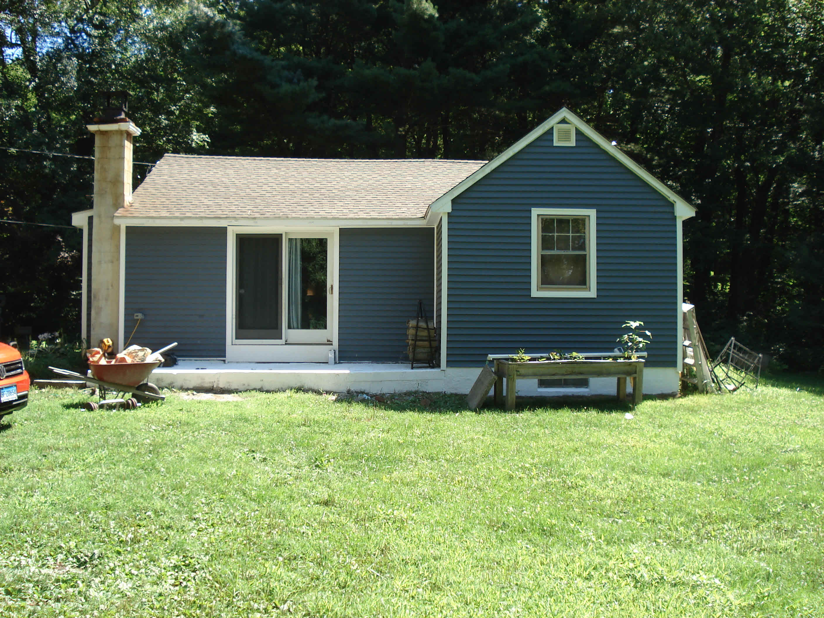 Building photograph for 169 KEELER RD